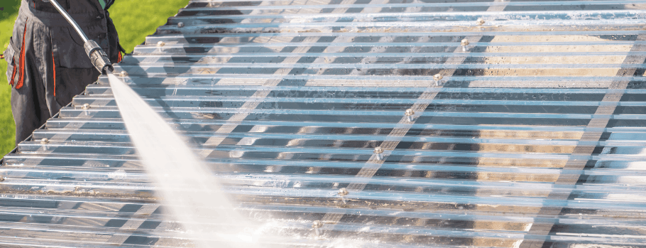 Why-Northern-Powerwash-Has-a-Proven-Track-Record-on-Commercial-Roofs (1)